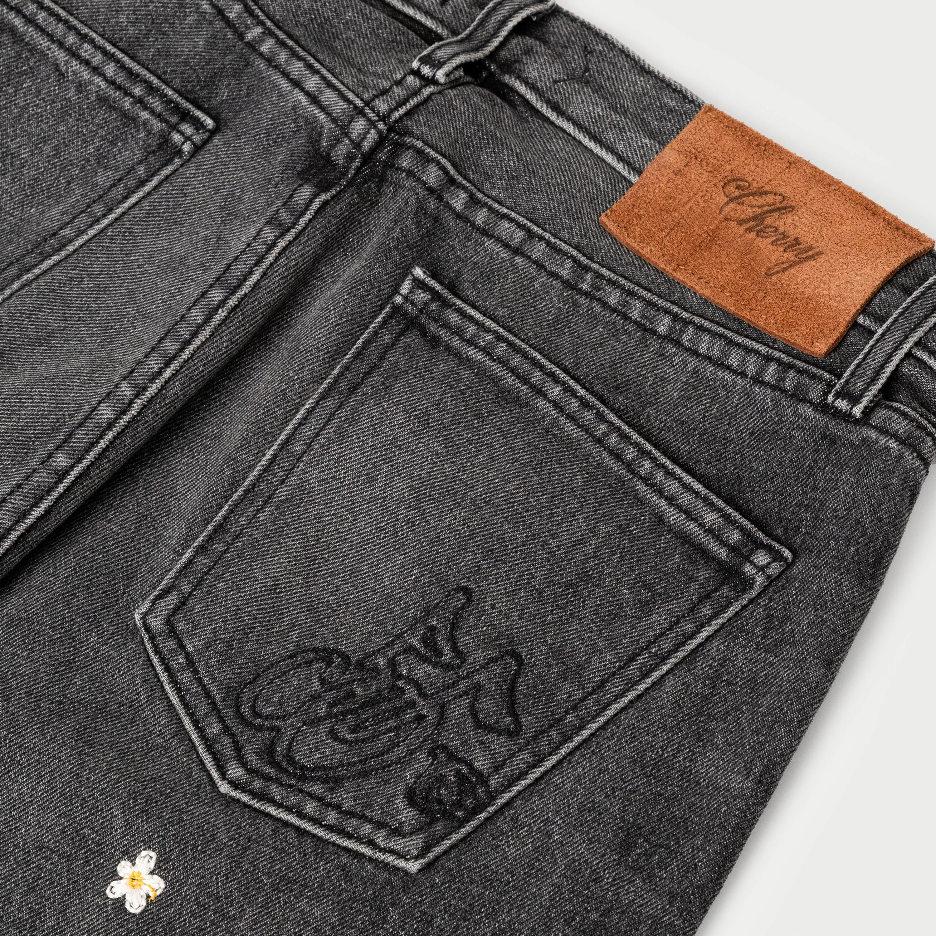 Blossom Relaxed 5 Pocket Denim (Black)