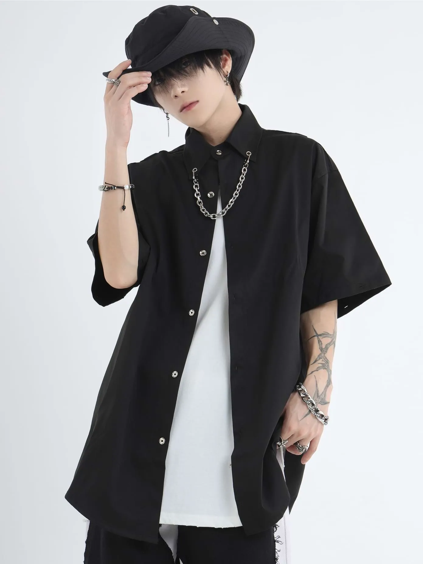 Button Shirt with Detachable Sleeves and Chain Accessory