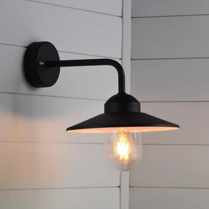 Classic Style Wall Light