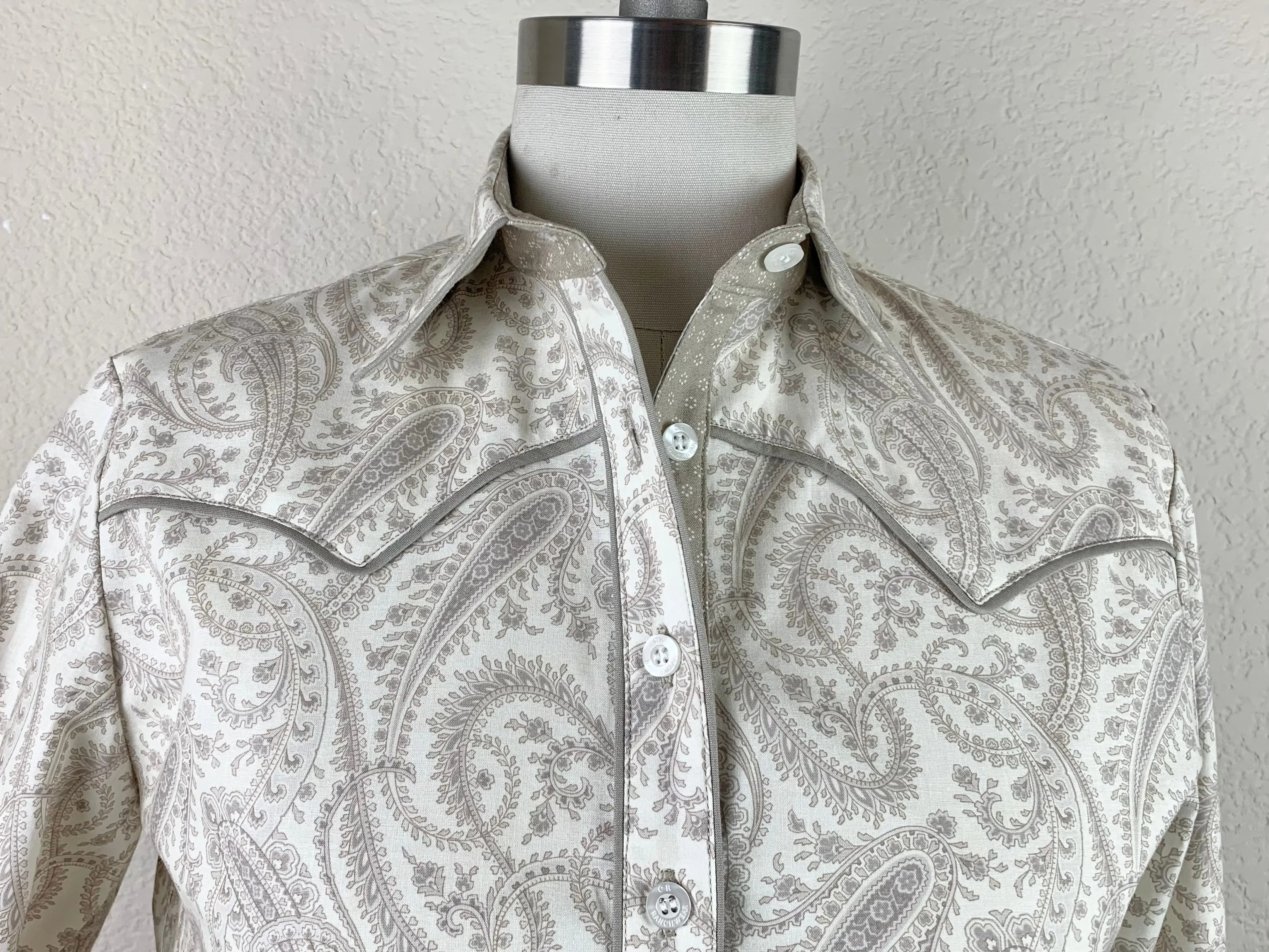 CR Western Pro Ivory Stone Paisley - FINAL SALE