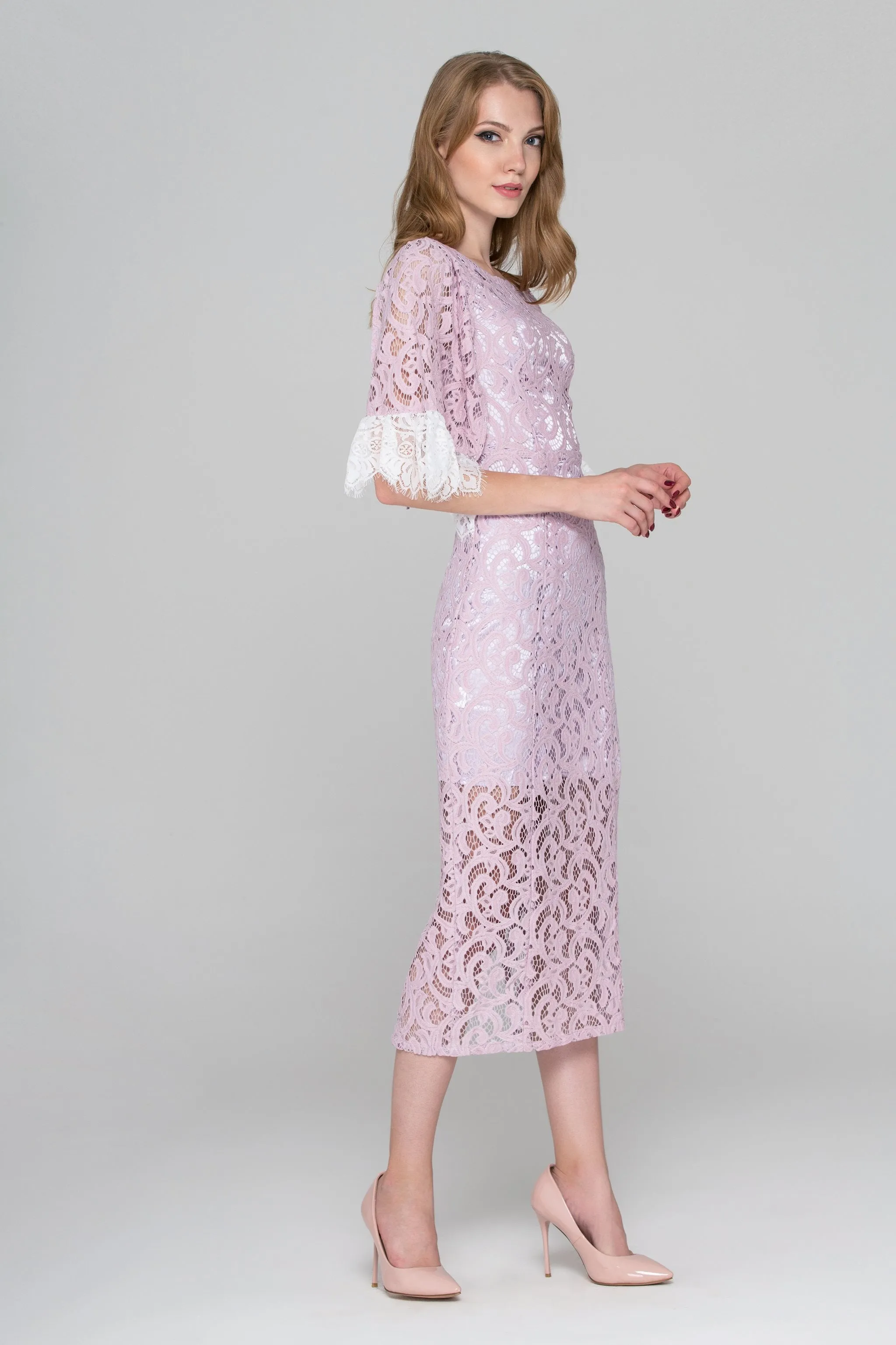 Lilac Lace Sleeved Midi Dress