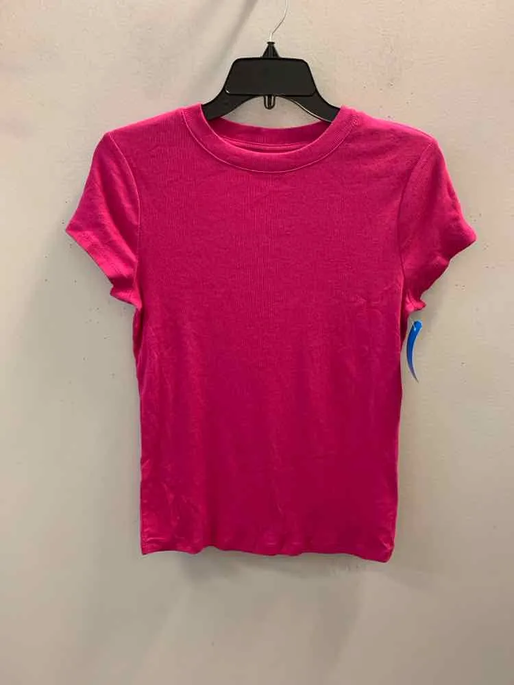 NWT A NEW DAY Tops Size M MAGENTA SHORT SLEEVES TOP