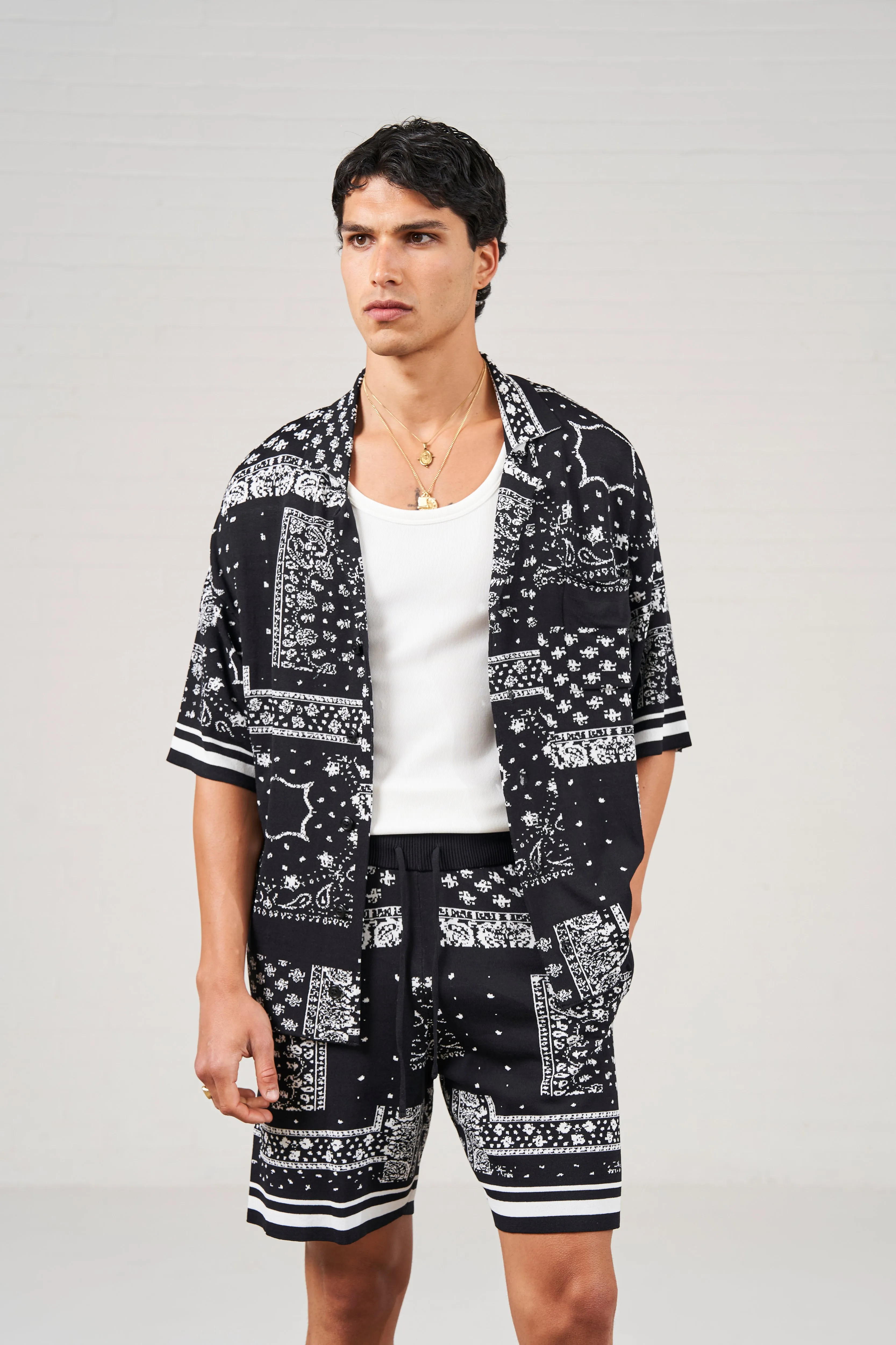 PAISLEY KNITTED SHIRT - BLACK