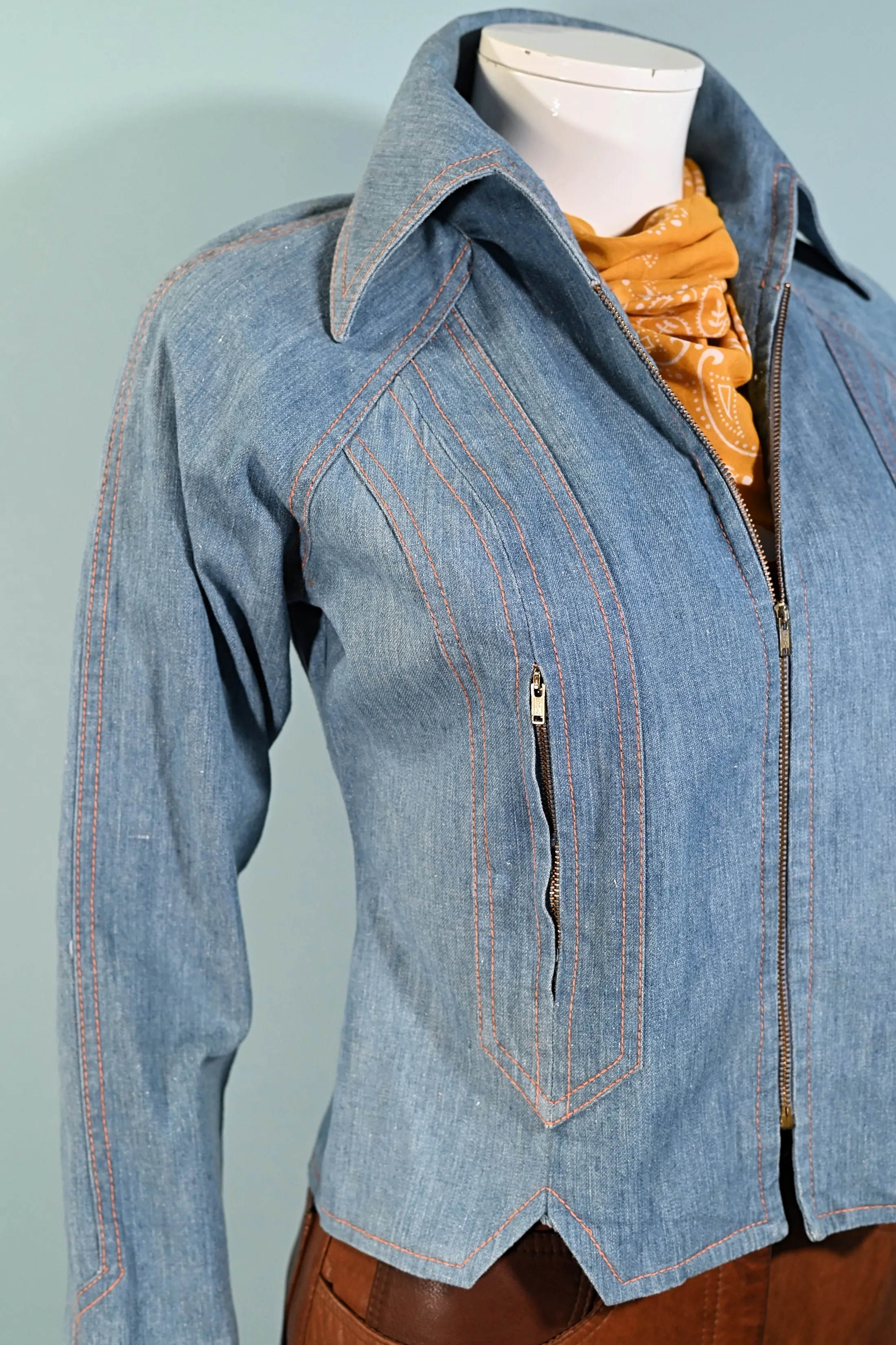 SOLD 60s/70s Light Wash Denim Jacket, Zippers/Pockets Condor California S